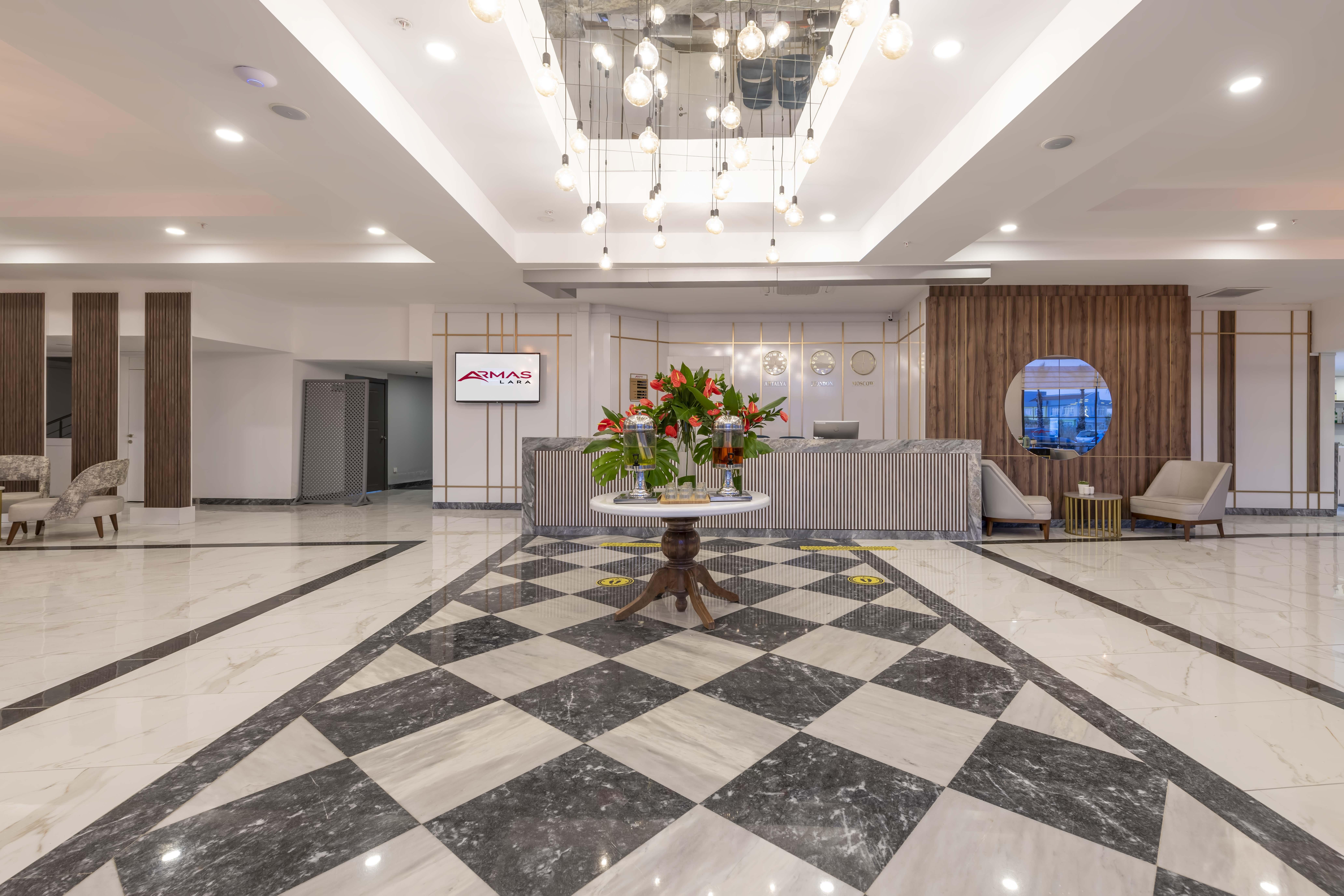 Royal Towers Lara Hotel Antalya Kültér fotó