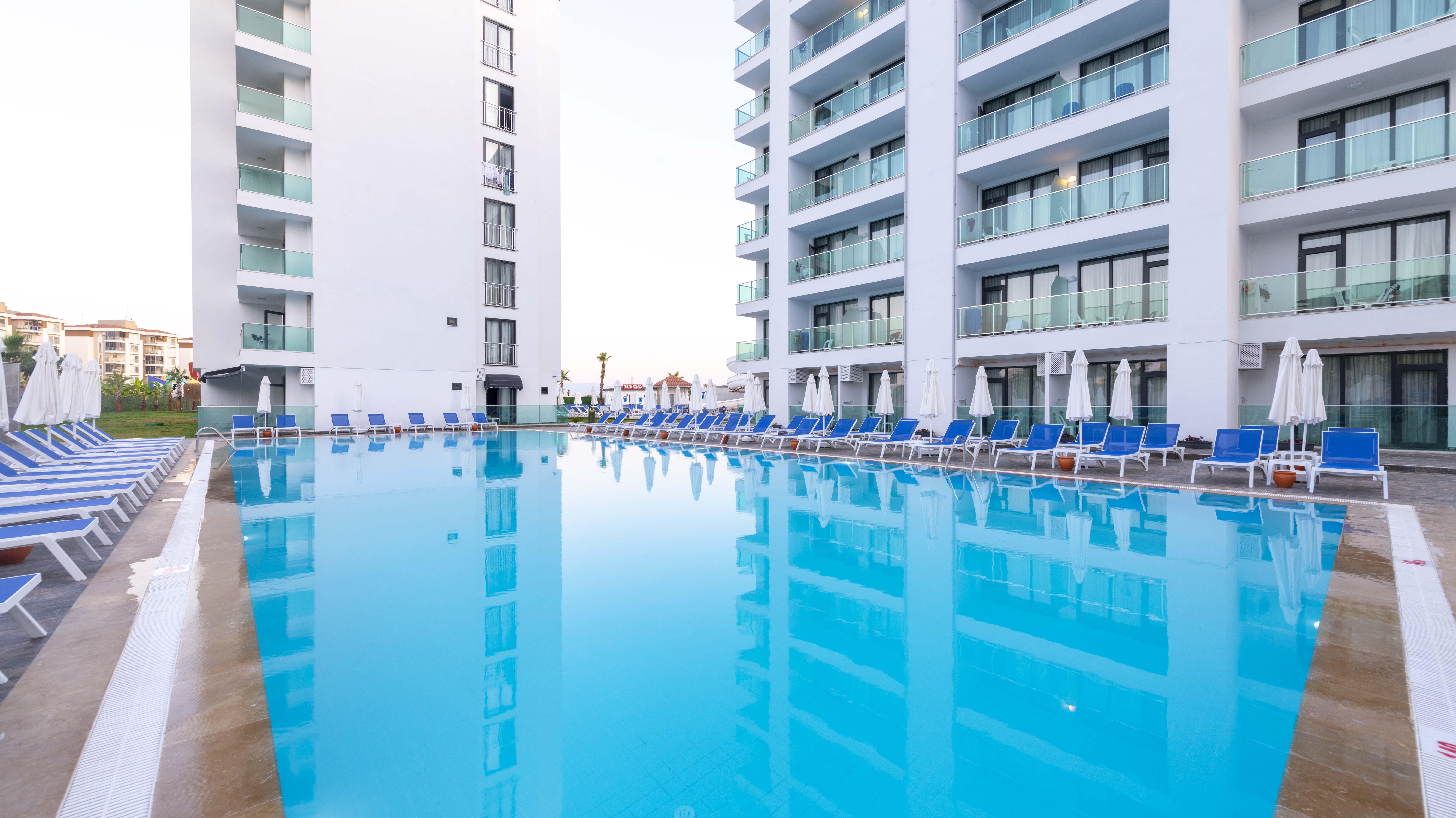 Royal Towers Lara Hotel Antalya Kültér fotó