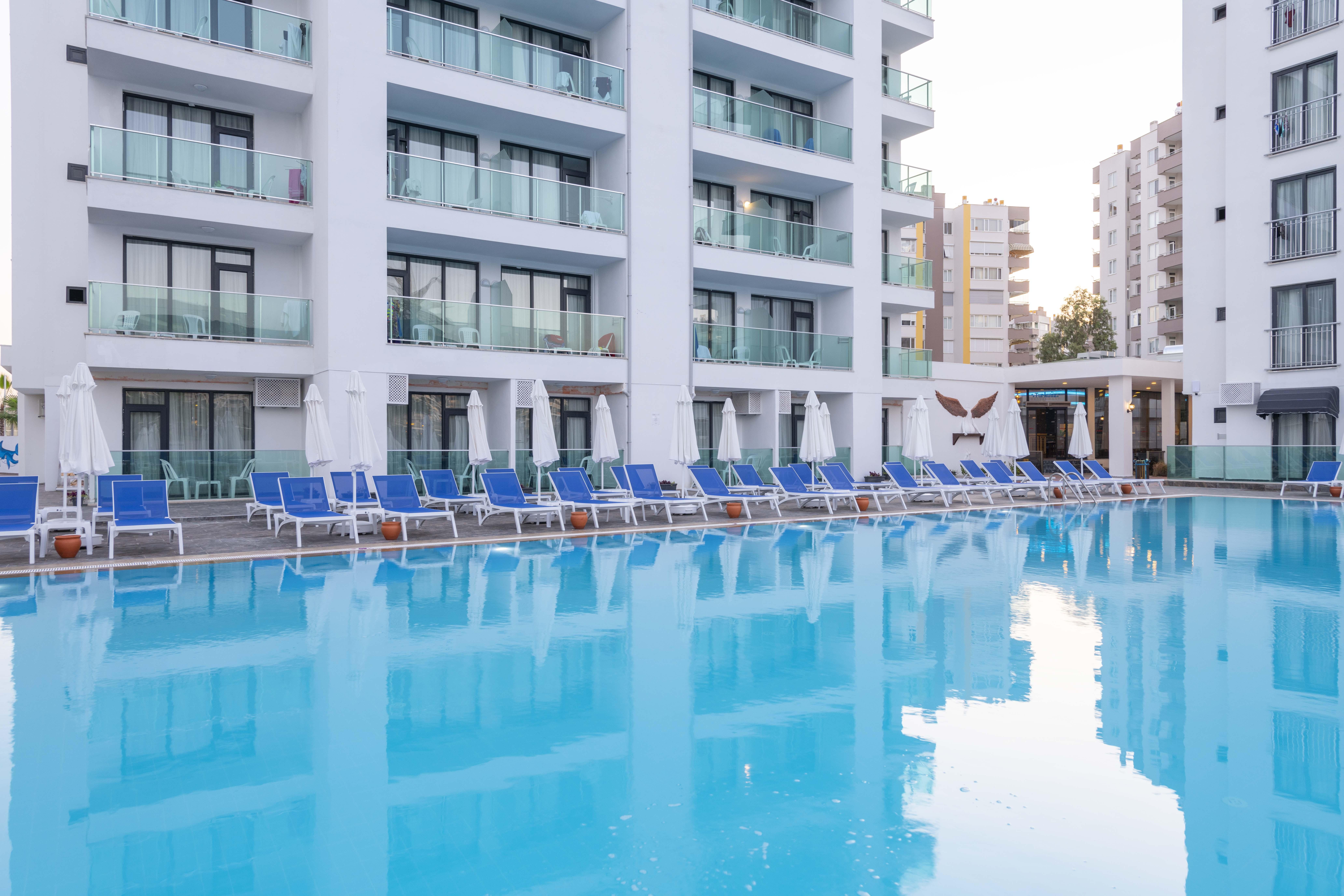 Royal Towers Lara Hotel Antalya Kültér fotó